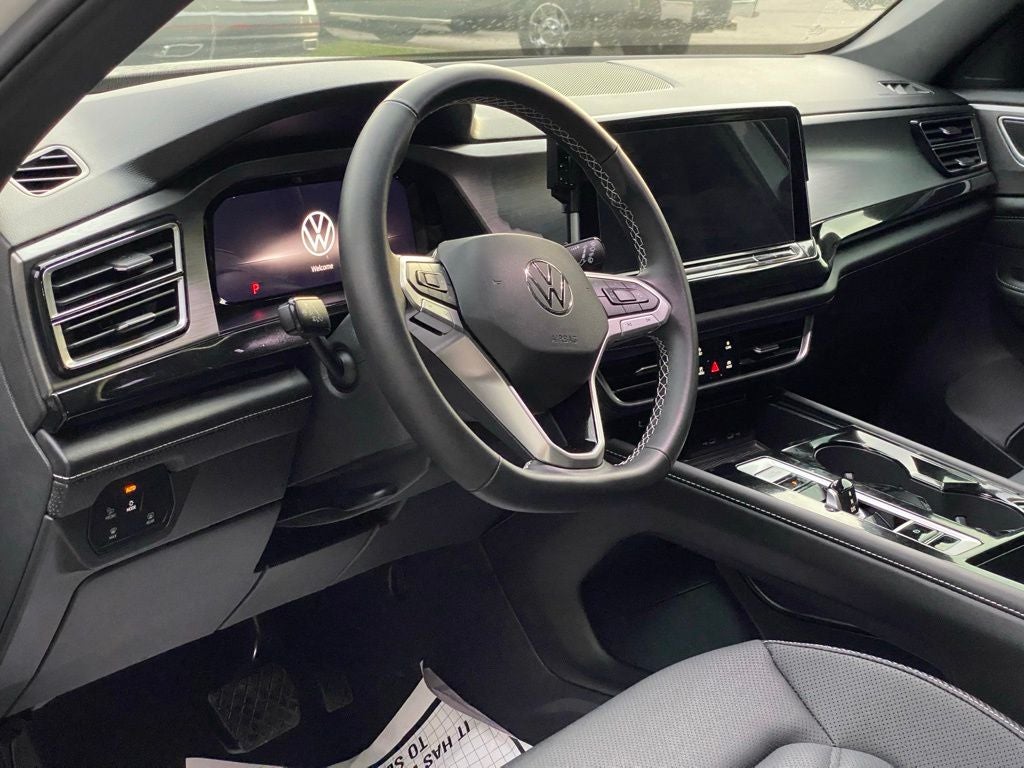 2024 Volkswagen Atlas Cross Sport 2.0T SE w/Technology