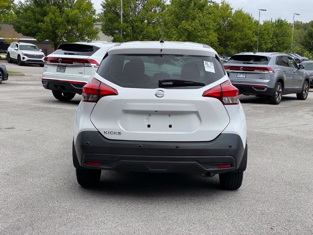 2020 Nissan Kicks S