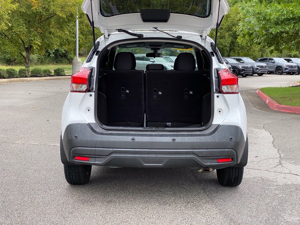 2020 Nissan Kicks S