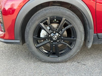 2021 Nissan Kicks SR