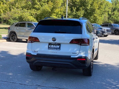2024 Volkswagen Taos 1.5T SE