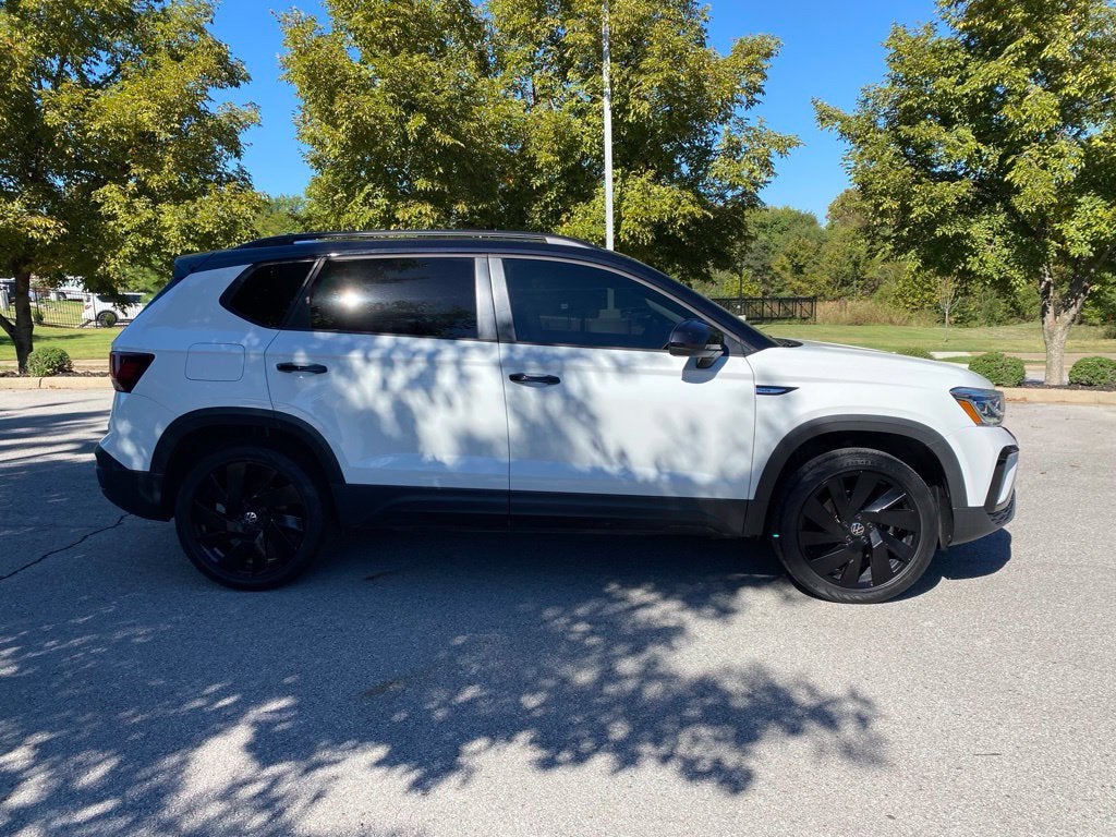 2024 Volkswagen Taos 1.5T SE