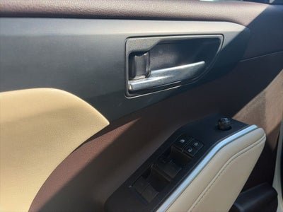 2020 Toyota Highlander XLE