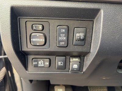 2018 Toyota Tundra SR5 5.7L V8 CLEAN CARFAX, BFGoodrich A/T Tires