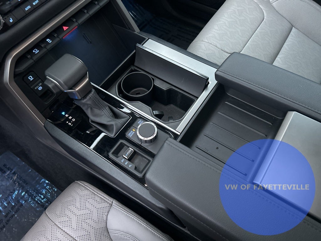 2024 Toyota Sequoia SR5