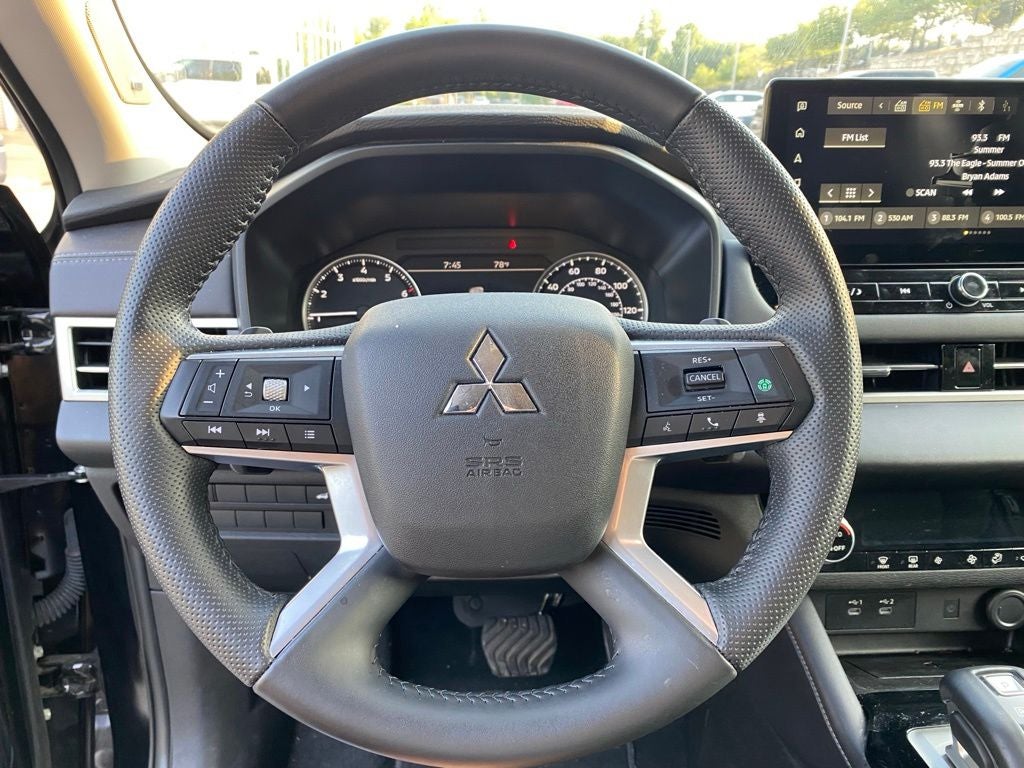 2025 Mitsubishi Outlander SE
