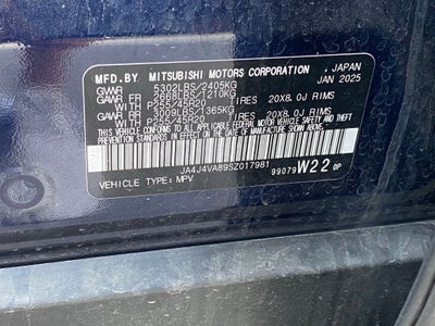2025 Mitsubishi Outlander SE