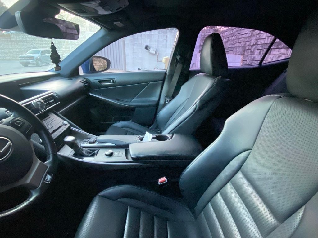 2018 Lexus IS 350