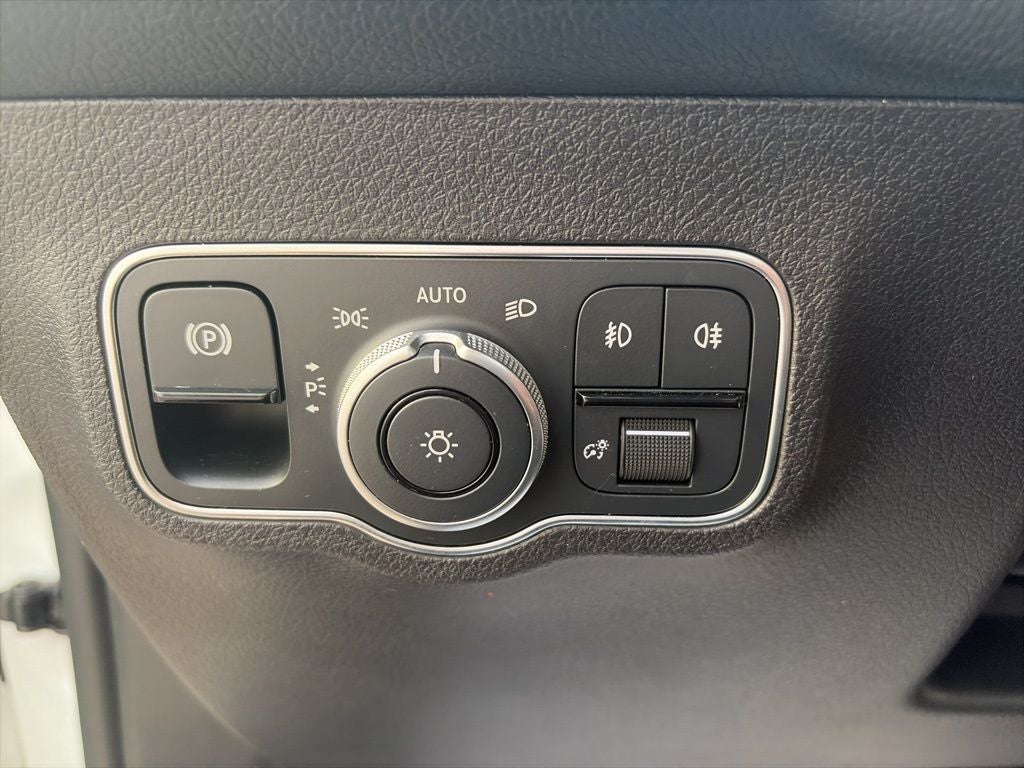 2023 Mercedes-Benz GLB GLB 250 4MATIC®