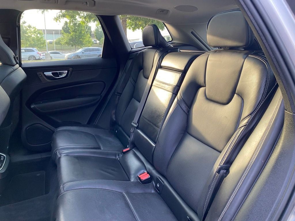 2021 Volvo XC60 T5 Inscription