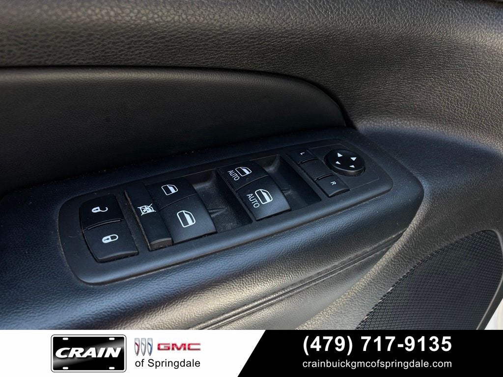 2021 Jeep Grand Cherokee Laredo X ALTITUDE APPEARANCE PACKAGE