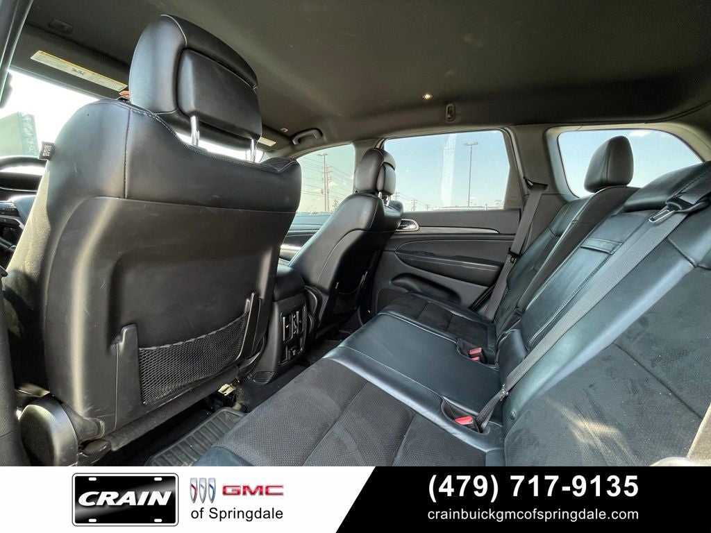 2021 Jeep Grand Cherokee Laredo X ALTITUDE APPEARANCE PACKAGE