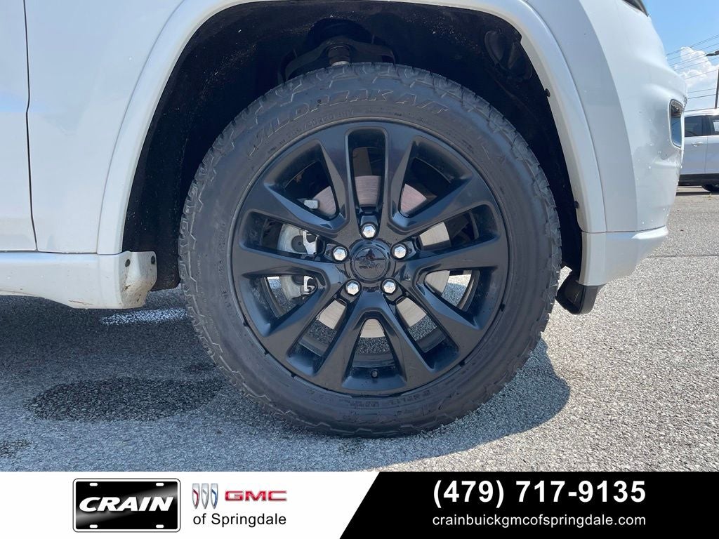 2021 Jeep Grand Cherokee Laredo X ALTITUDE APPEARANCE PACKAGE