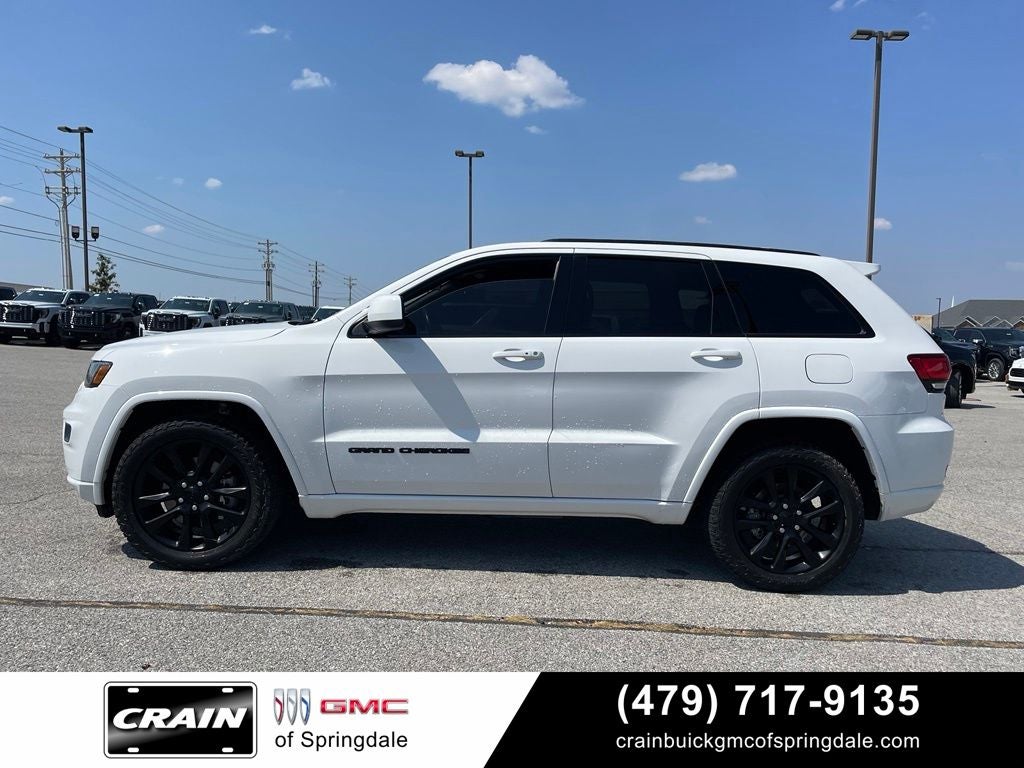 2021 Jeep Grand Cherokee Laredo X ALTITUDE APPEARANCE PACKAGE