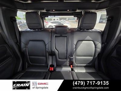 2025 Ford Bronco Outer Banks Lux Package