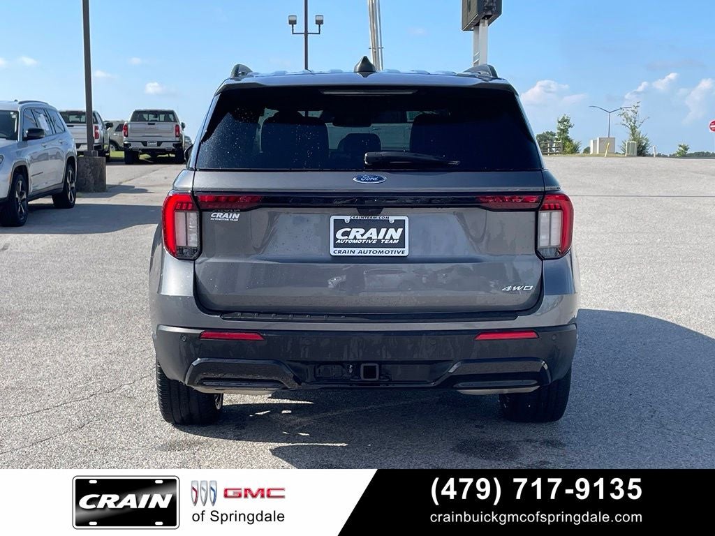 2025 Ford Explorer ST-Line