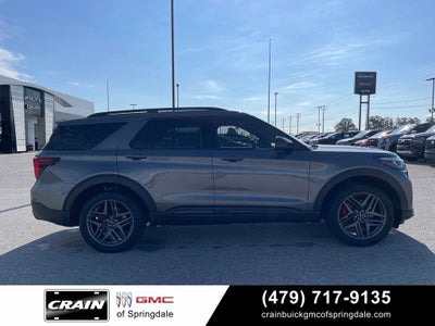 2025 Ford Explorer ST-Line
