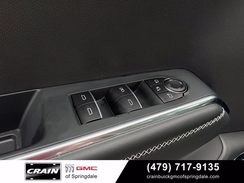 2025 GMC Acadia Denali