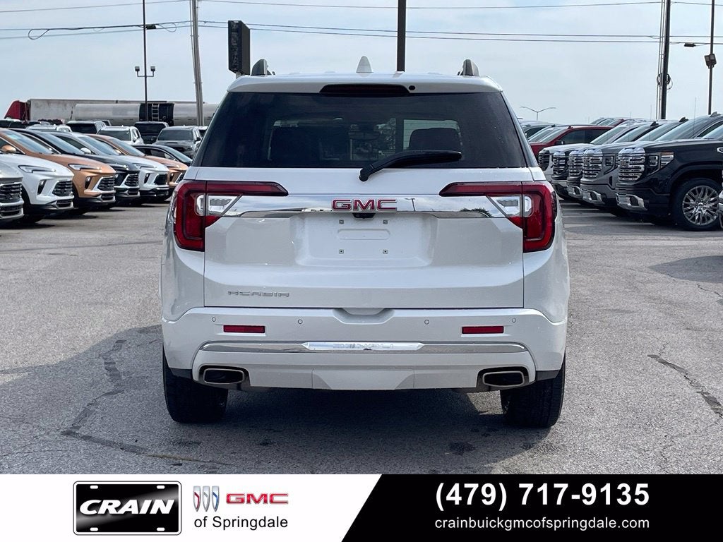 2023 GMC Acadia Denali