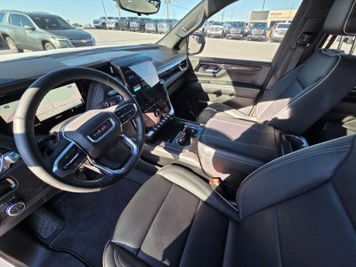 2025 GMC Yukon Elevation