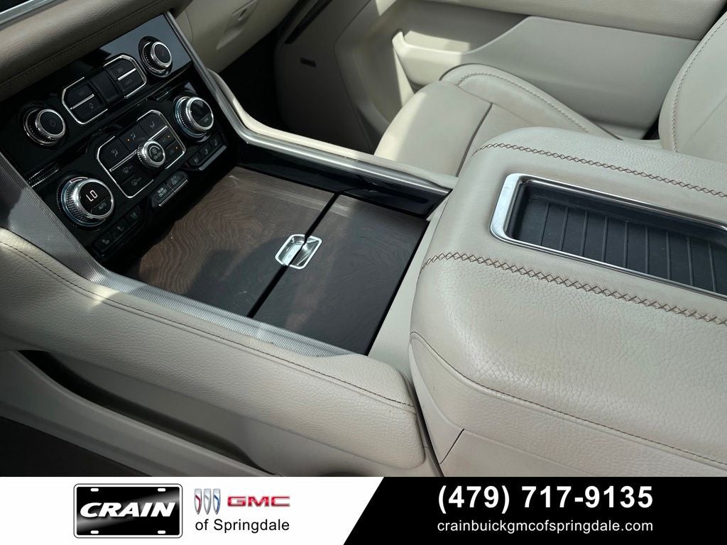 2021 GMC Yukon Denali Preferred Equipment