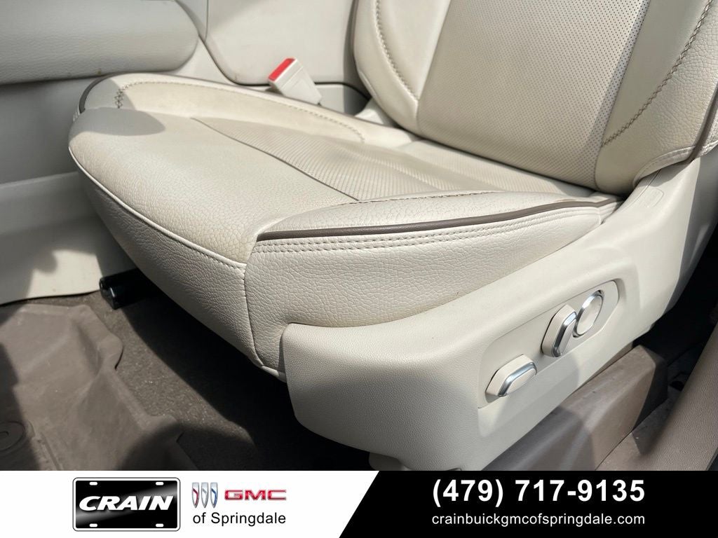 2021 GMC Yukon Denali Preferred Equipment