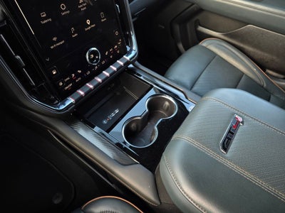 2025 GMC Yukon XL AT4