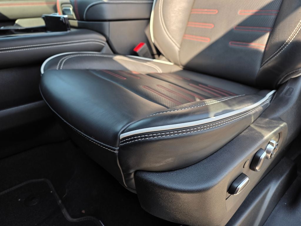 2025 GMC Yukon XL AT4 Ultimate