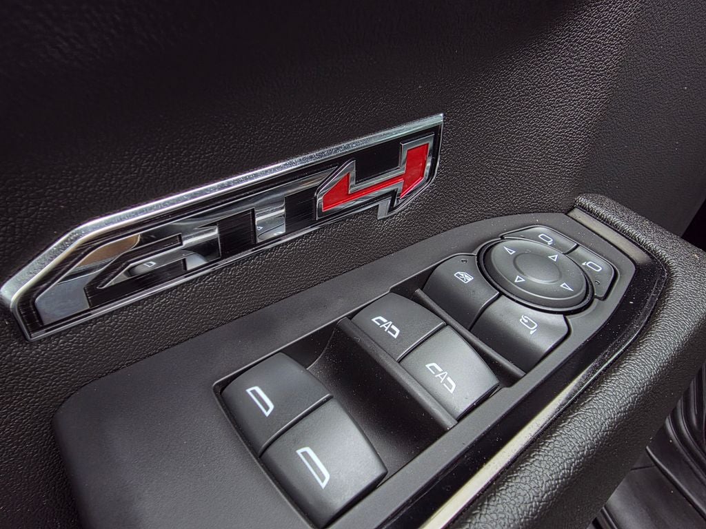 2023 GMC Sierra 1500 AT4 BLACK WIDOW 6.2 V/8