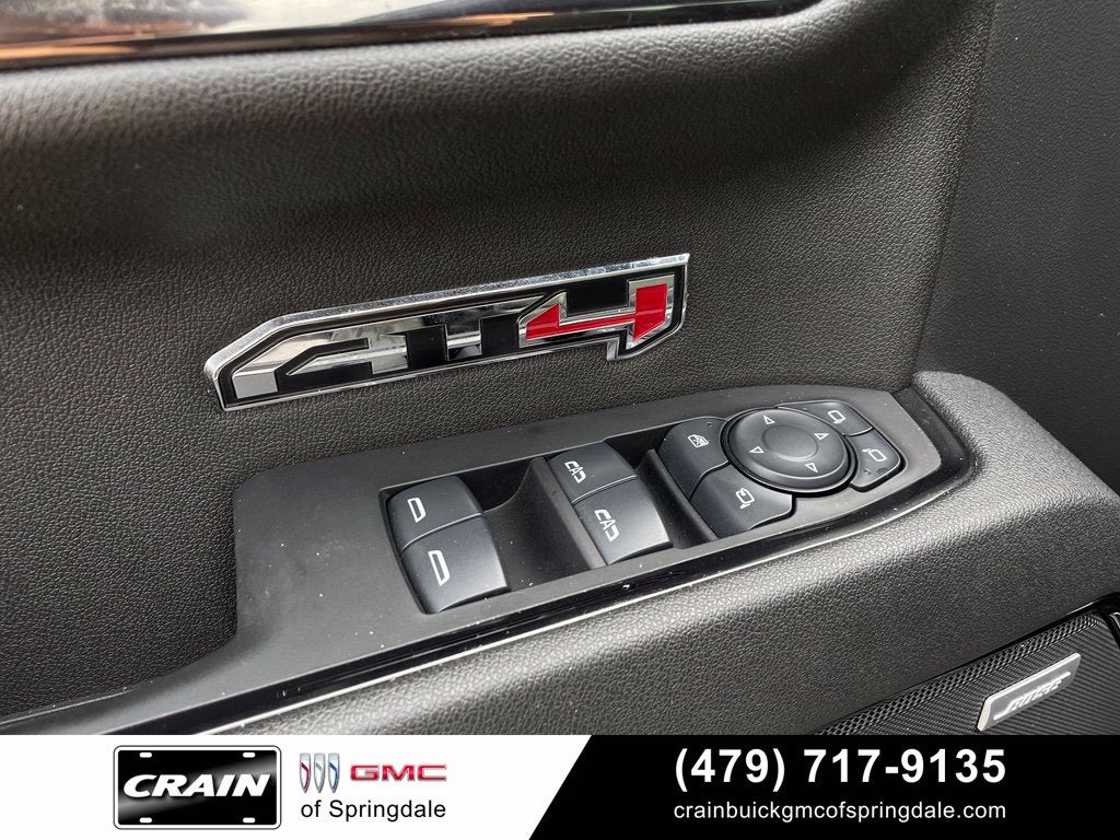 2025 GMC Sierra 1500 AT4