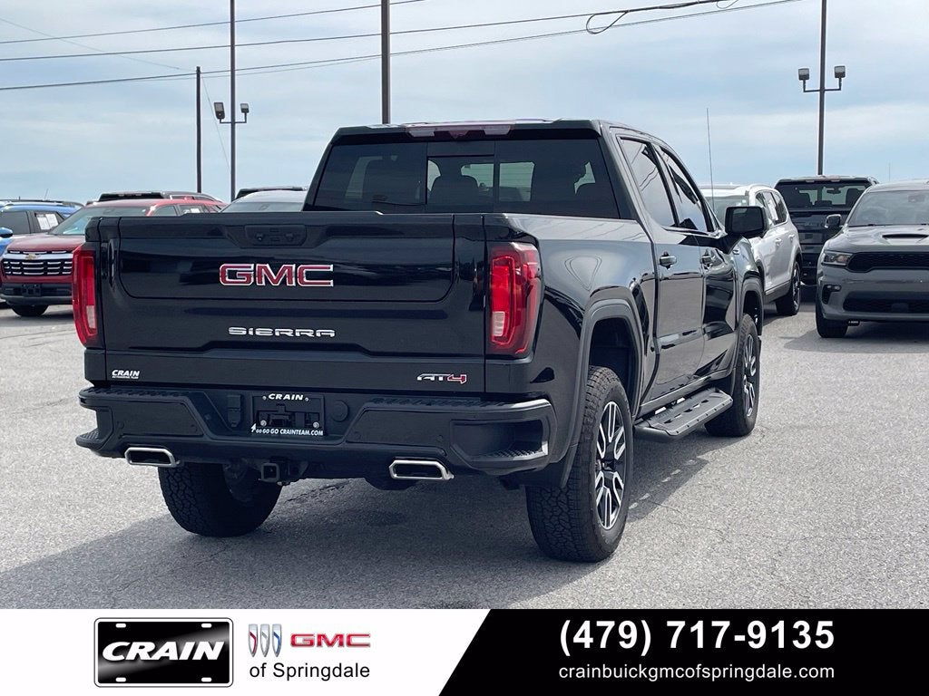 2025 GMC Sierra 1500 AT4