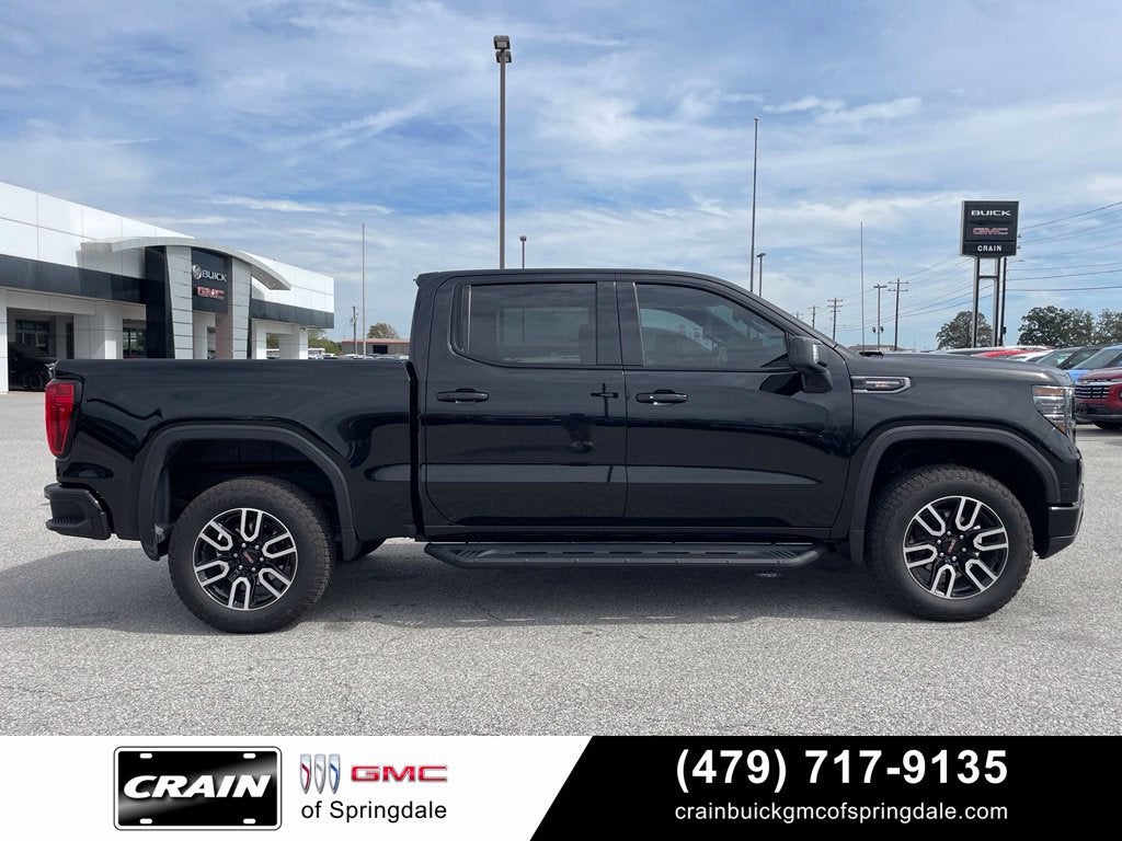 2025 GMC Sierra 1500 AT4