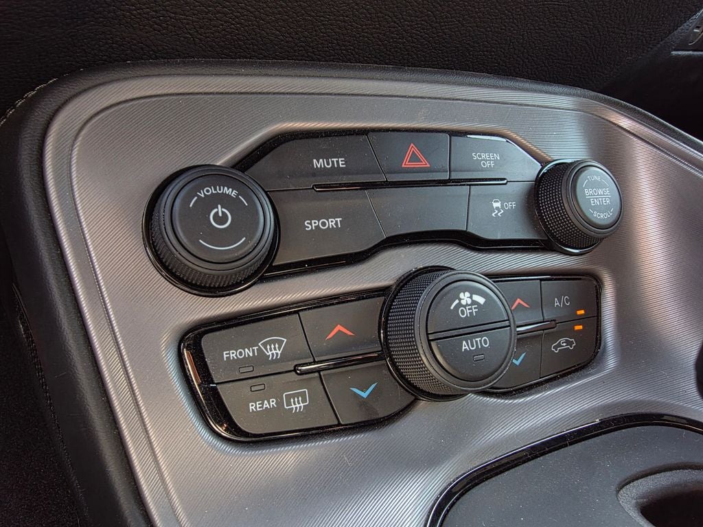 2023 Dodge Challenger SXT