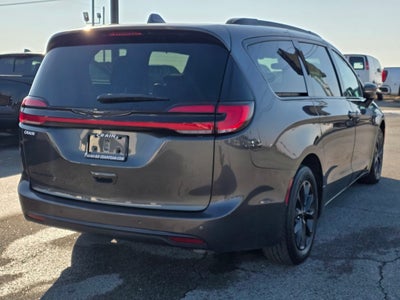 2021 Chrysler Pacifica Touring