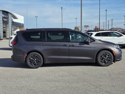 2021 Chrysler Pacifica Hybrid Limited