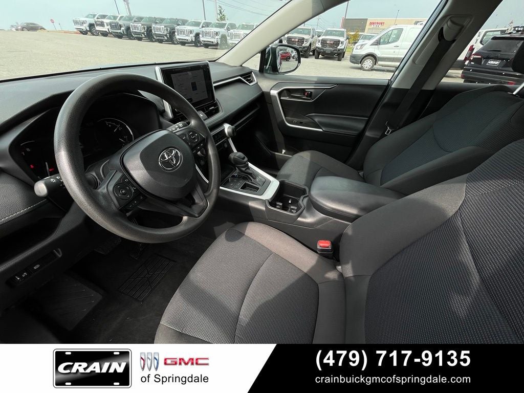 2024 Toyota RAV4 LE