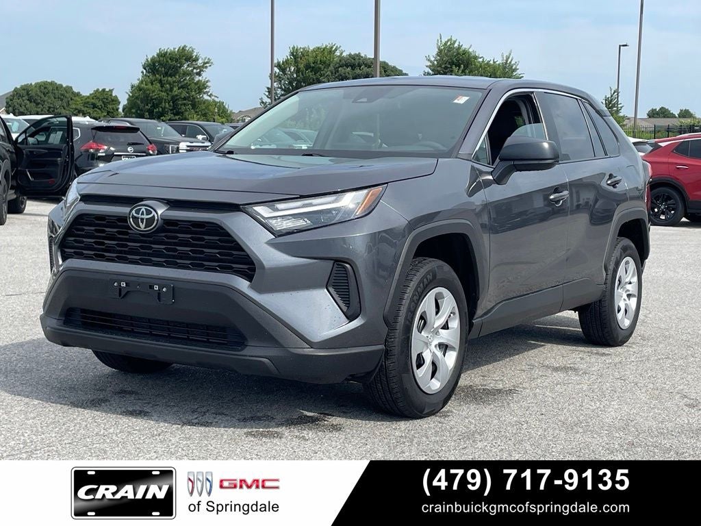 2024 Toyota RAV4 LE