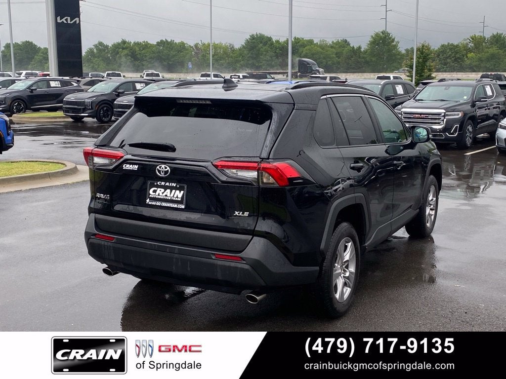 2025 Toyota RAV4 XLE