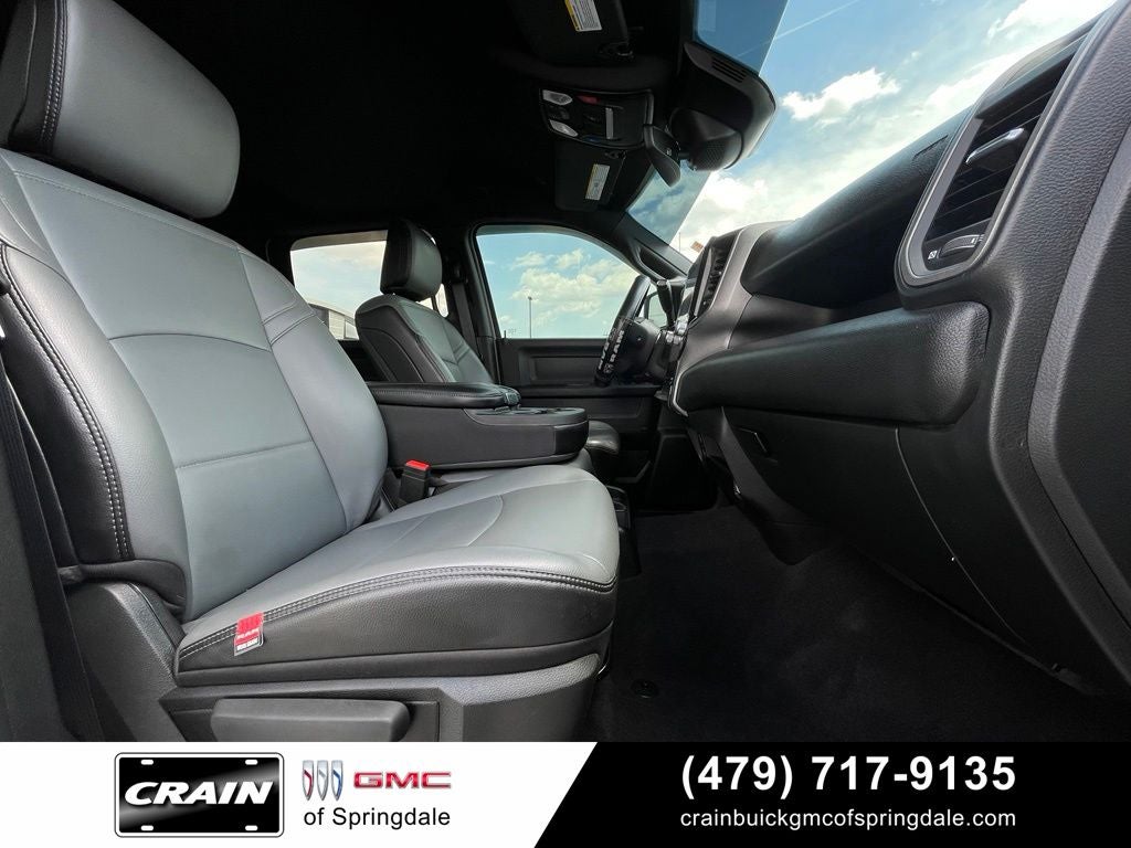 2025 RAM 3500 Tradesman 5th Wheel / Gooseneck