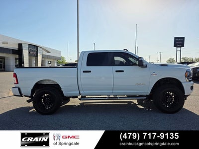 2024 RAM 2500 Big Horn Cummins / 12" Screen