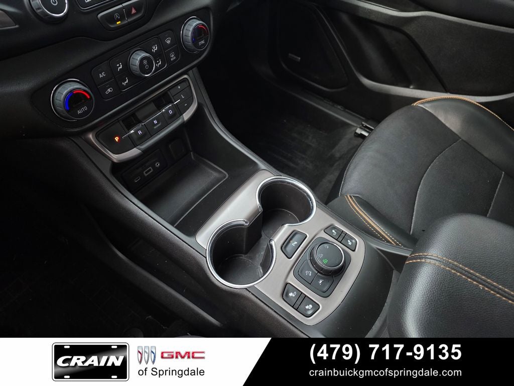 2022 GMC Terrain AT4 SUNROOF/Infotainment II