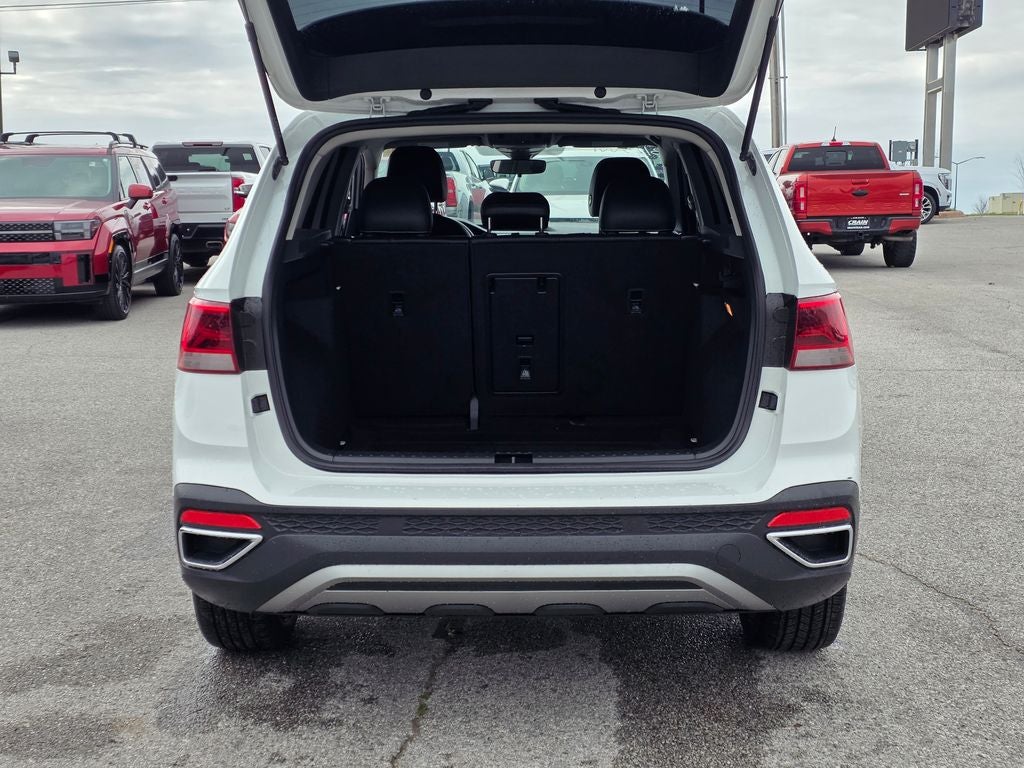 2023 Volkswagen Taos 1.5T SE