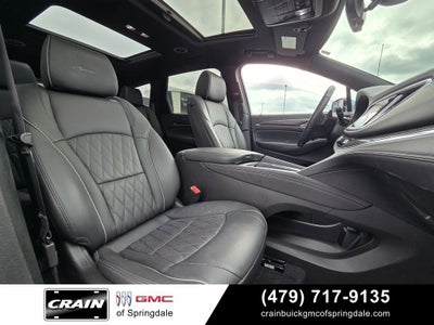 2023 Buick Enclave Avenir Tech / AWD / Pano Roof