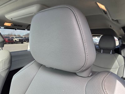 2025 Toyota Sienna XLE 8 Passenger