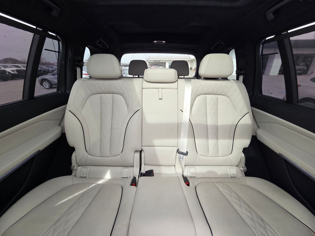 2021 BMW X7 xDrive40i M SPORT/ SKY LOUNGE LED ROOF LED ROOF