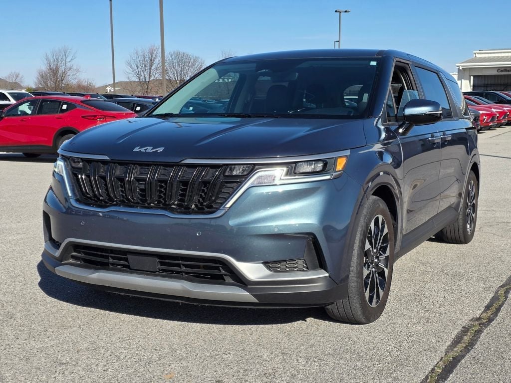 2024 Kia Carnival EX