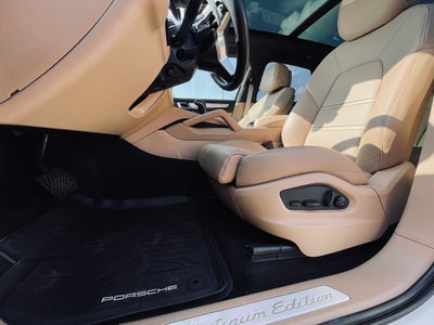 2023 Porsche Cayenne Platinum Edition