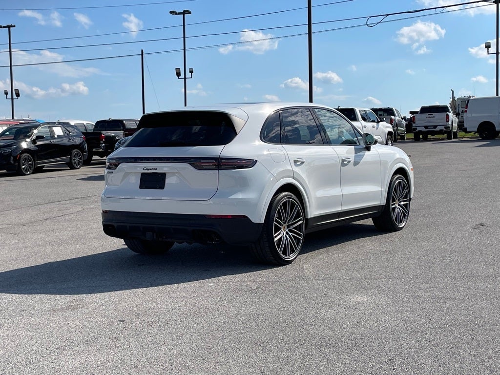 2023 Porsche Cayenne Platinum Edition
