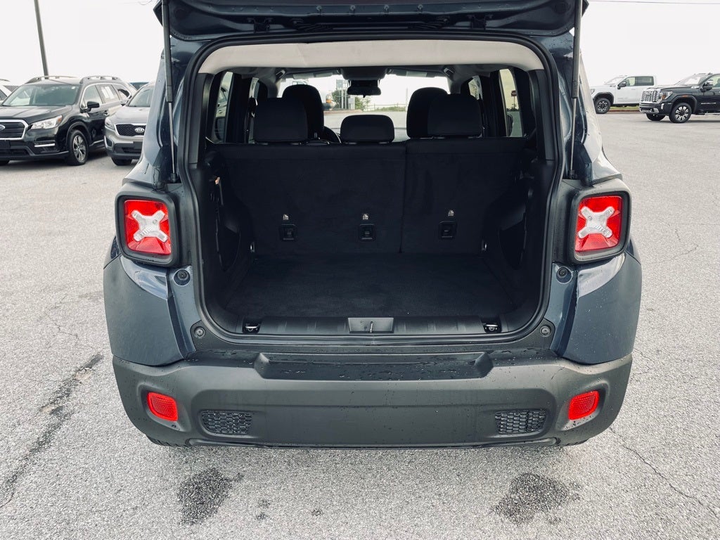 2023 Jeep Renegade Base