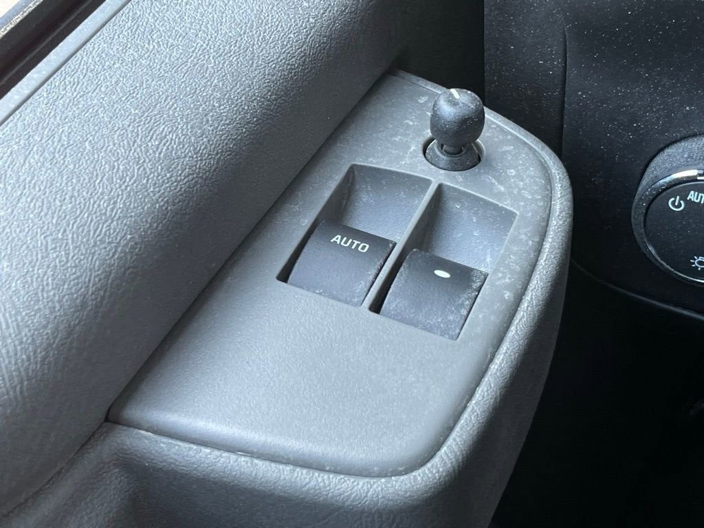 2026 Chevrolet Express Passenger LS